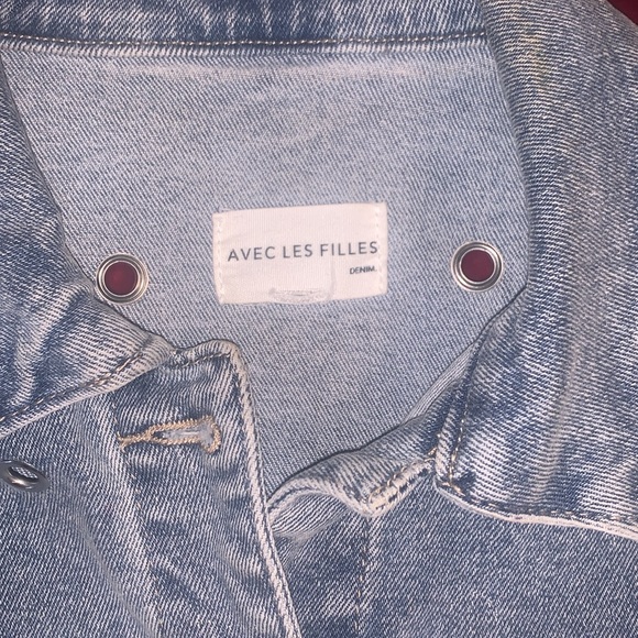 Avec Les Filles Medium Wash Denim Jacket with Metal Grommets Size Large - Picture 3 of 8